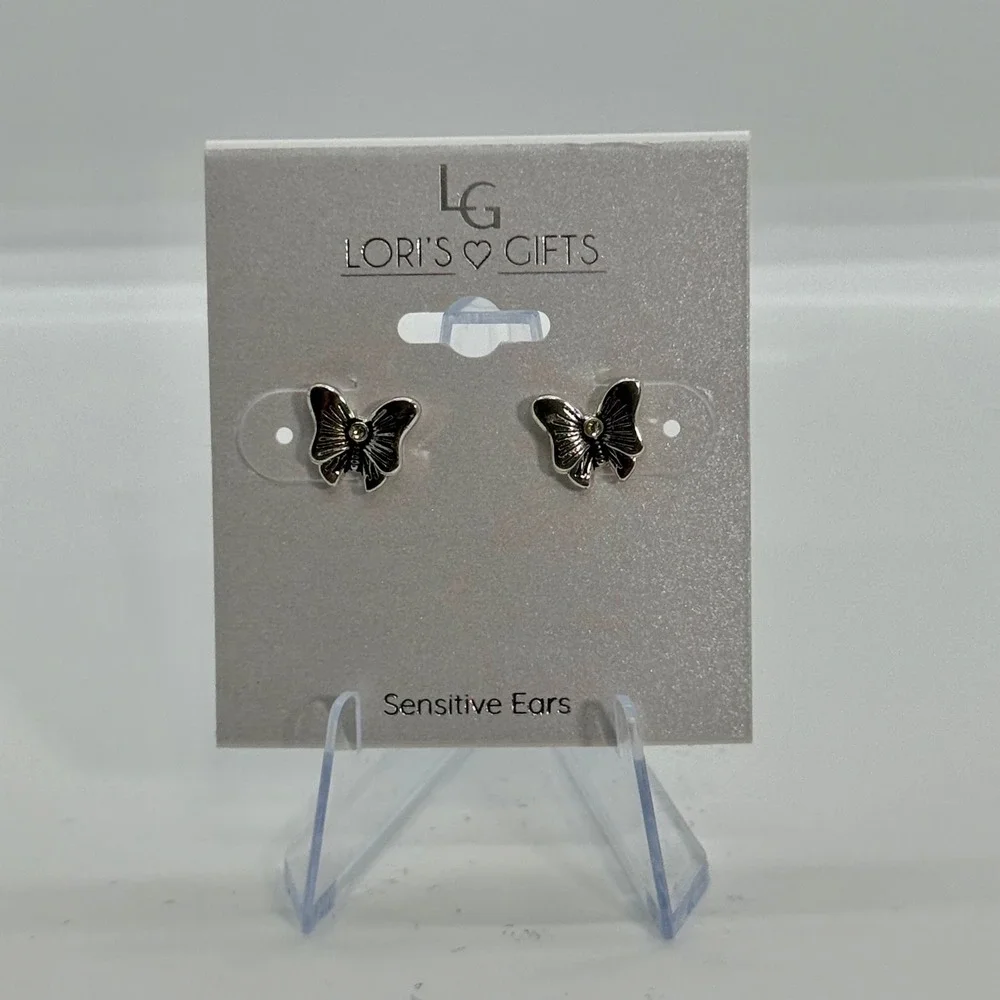 Loris Gifts Butterfly Stud Earrings‎ Silver Tone Sensitive Ears Cute